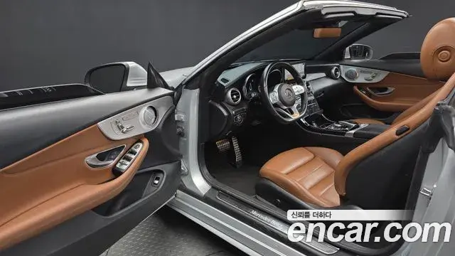 Mercedes-Benz C-Class 2019 — Фото 10/20