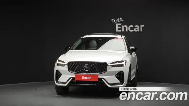 Volvo XC60 2025 — Şəkil 13/38