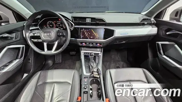 Audi Q3 2023 — Photo 11/31