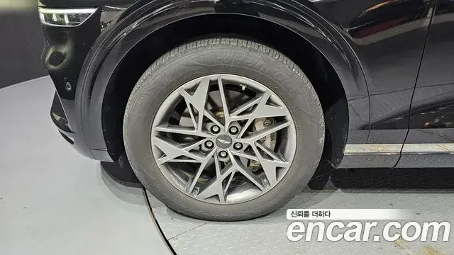 Genesis GV70 2022 — Photo 15/20