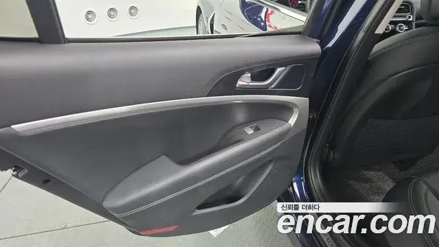 Genesis G70 2019 — ფოტო 27/30