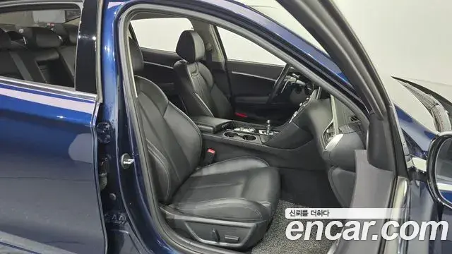 Genesis G70 2019 — ფოტო 1/30