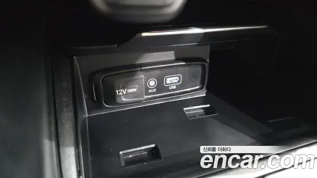 Genesis G70 2019 — ფოტო 15/30
