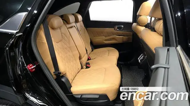 Kia Sorento 2021 — Photo 9/36