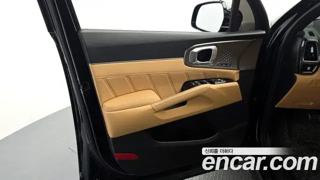 Kia Sorento 2021 — Photo 33/36