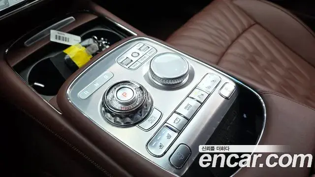 Genesis G90 2023 — ფოტო 11/20