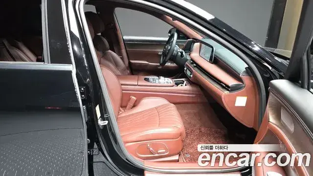Genesis G90 2023 — ფოტო 10/20