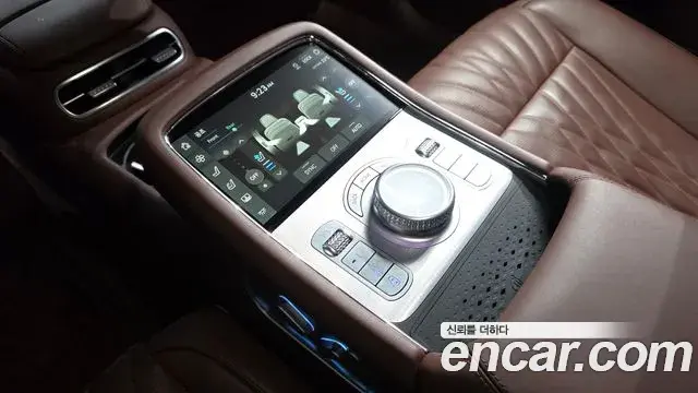 Genesis G90 2023 — ფოტო 4/20