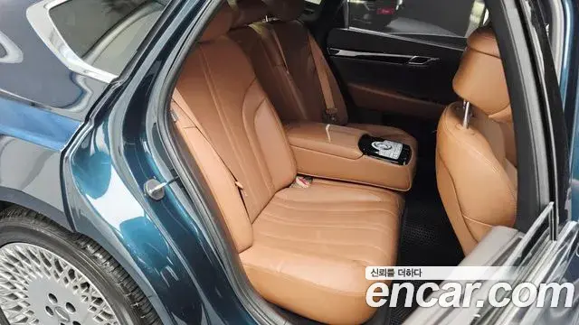 Genesis G80 2021 — Şəkil 25/31