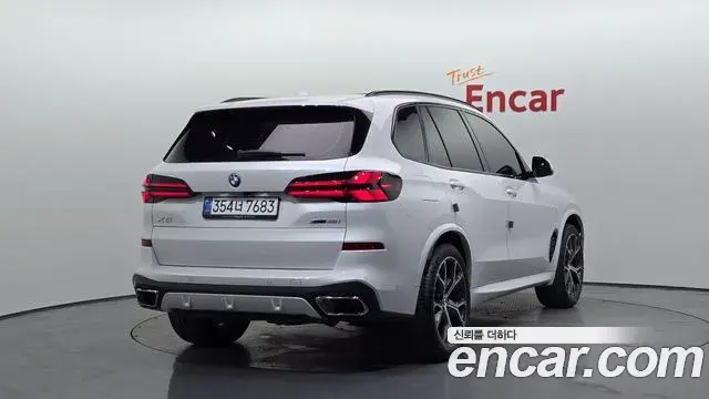 BMW X5 2025 — Photo 11/35