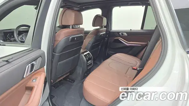 BMW X5 2025 — Photo 8/35