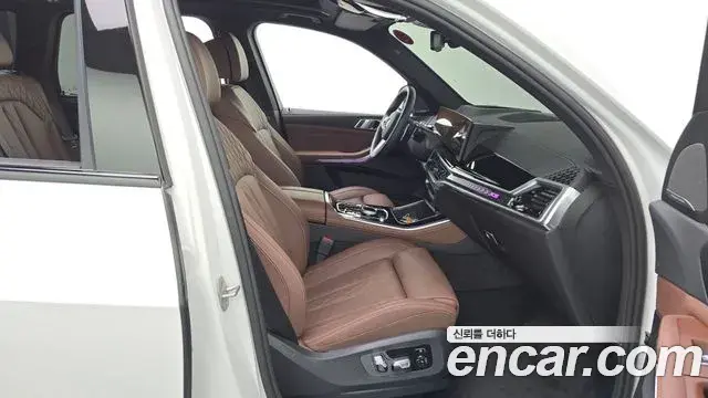 BMW X5 2025 — Photo 23/35