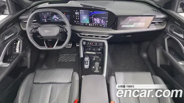 Audi Q5 2025 — Photo 12/20