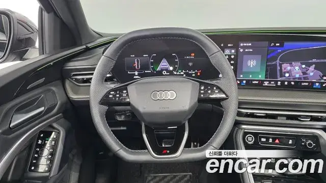 Audi Q5 2025 — Photo 4/20