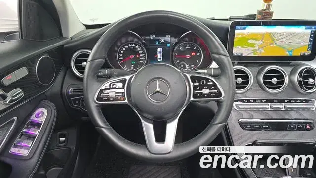 Mercedes-Benz C-Class 2019 — Фото 14/20