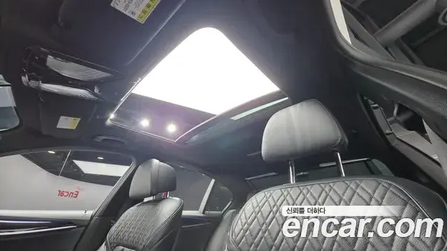 BMW 5 Series 2019 — ფოტო 7/20