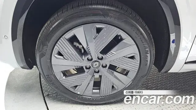 Renault Samsung Grand Koleos 2026 — Photo 32/36
