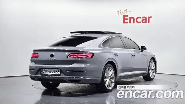 Volkswagen Arteon 2023 — Şəkil 11/31