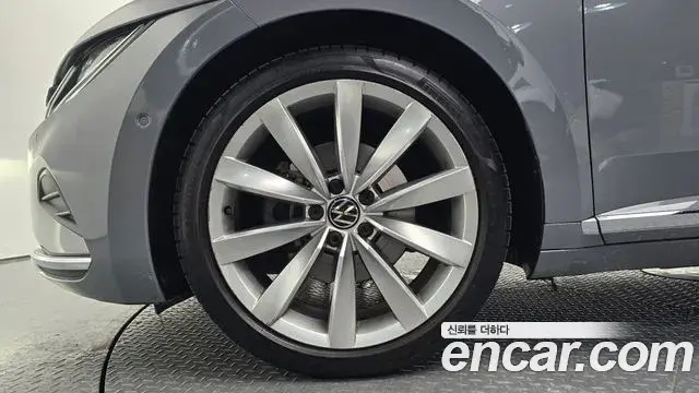 Volkswagen Arteon 2023 — Şəkil 7/31