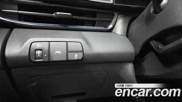 Hyundai Avante 2021 — Фото 19/20