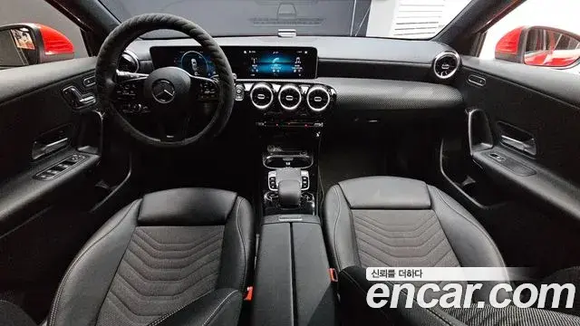 Mercedes-Benz A-Class 2019 — Şəkil 14/30