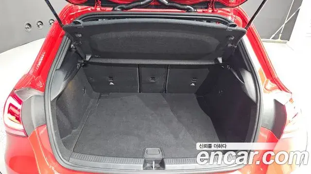Mercedes-Benz A-Class 2019 — Şəkil 21/30