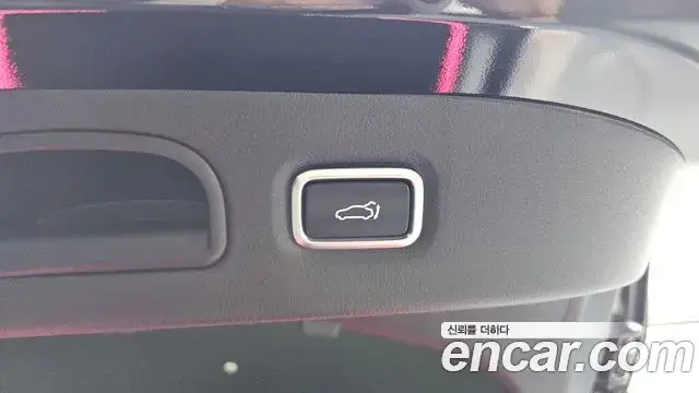 Kia Stinger Meister 2022 — Photo 26/37