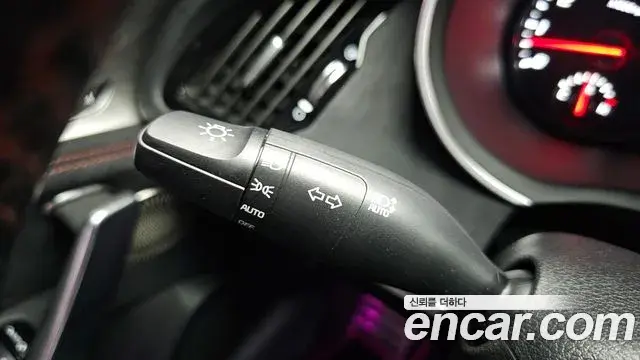 Kia Stinger Meister 2022 — Photo 28/37