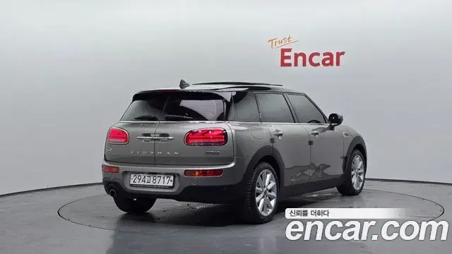 Mini Cooper Clubman 2020 — Photo 2/20