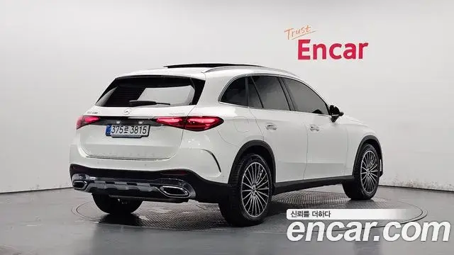Mercedes-Benz GLC-Class 2025 — Фото 2/20
