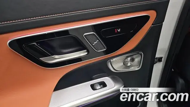 Mercedes-Benz GLC-Class 2025 — Şəkil 31/35