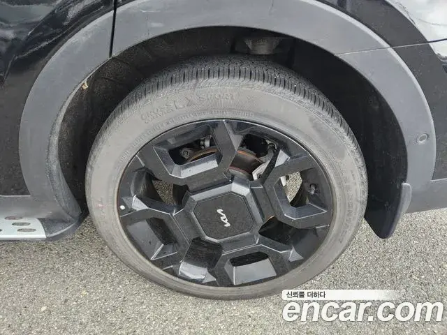 Kia Sorento 2023 — Фото 7/20