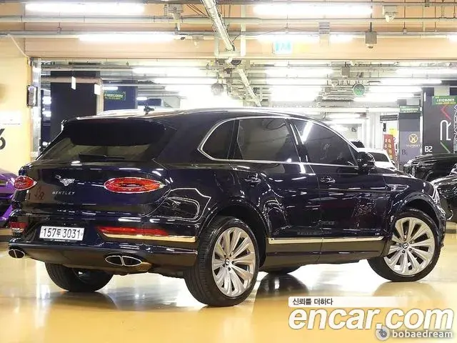 Bentley Bentayga 2022 — Şəkil 1/20