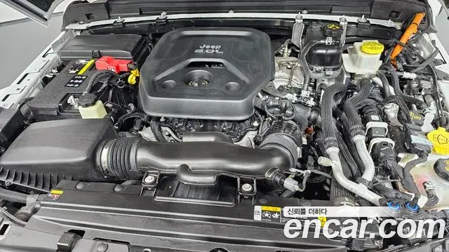 Jeep Wrangler 2021 — Photo 22/32