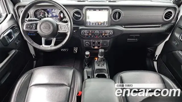 Jeep Wrangler 2021 — Photo 5/32