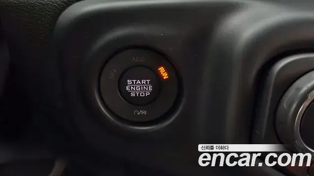 Jeep Wrangler 2021 — Photo 3/32