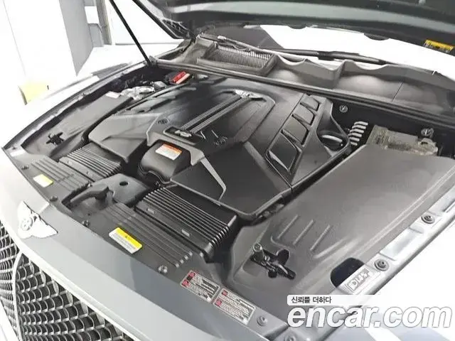 Bentley Bentayga 2019 — Photo 3/18