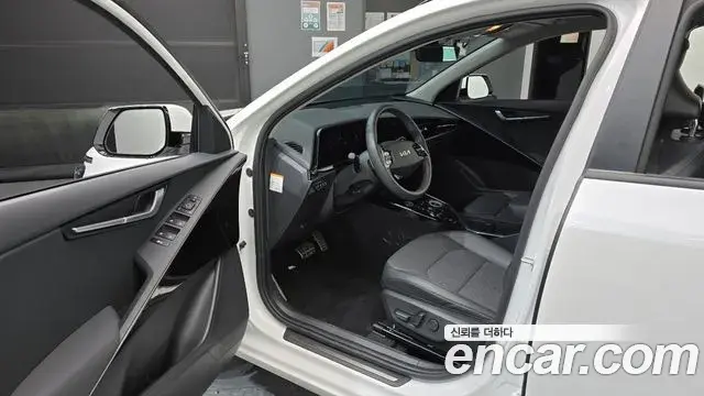 Kia Niro 2022 — Photo 19/31