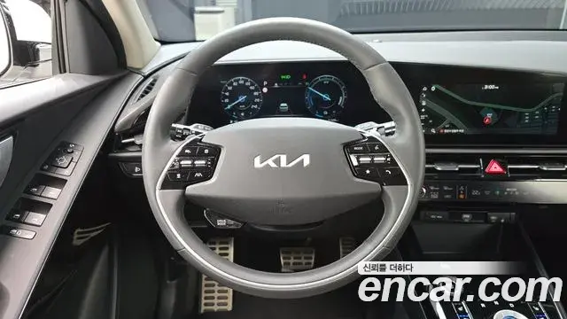 Kia Niro 2022 — Photo 8/31