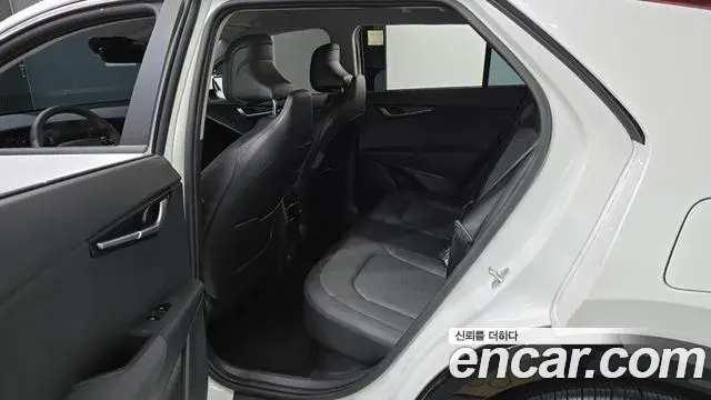 Kia Niro 2022 — Photo 11/31