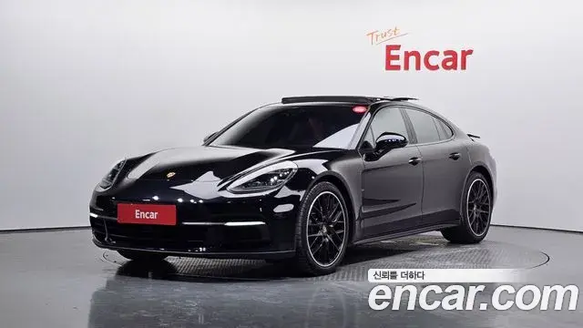 Porsche Panamera 2018 — Şəkil 13/20