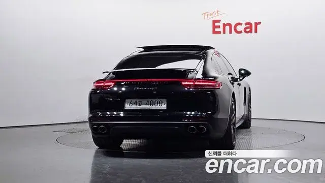 Porsche Panamera 2018 — Şəkil 12/20