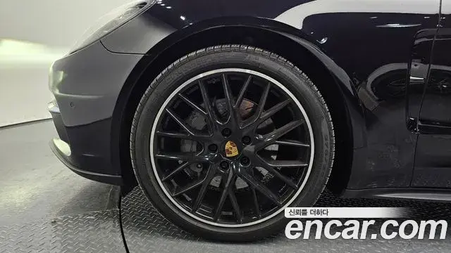 Porsche Panamera 2018 — Şəkil 4/20