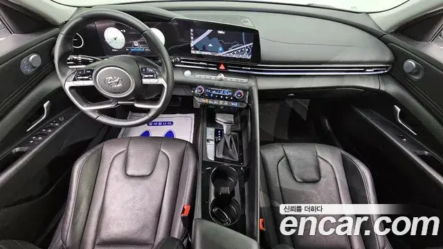 Hyundai The New Avante Hybrid 2020 — Photo 5/20