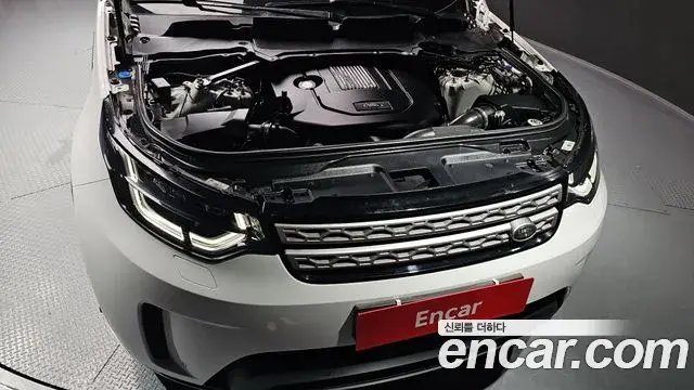 Land Rover Discovery 5 2019 — Şəkil 3/20