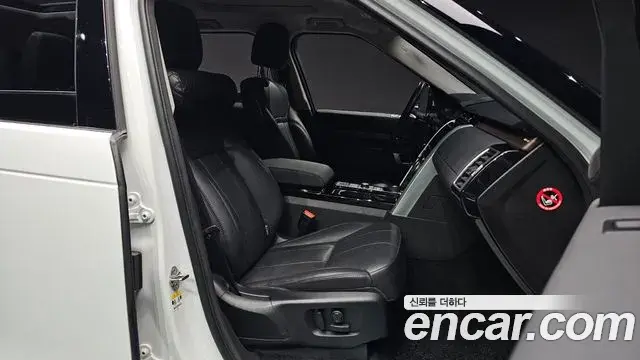 Land Rover Discovery 5 2019 — Şəkil 19/20