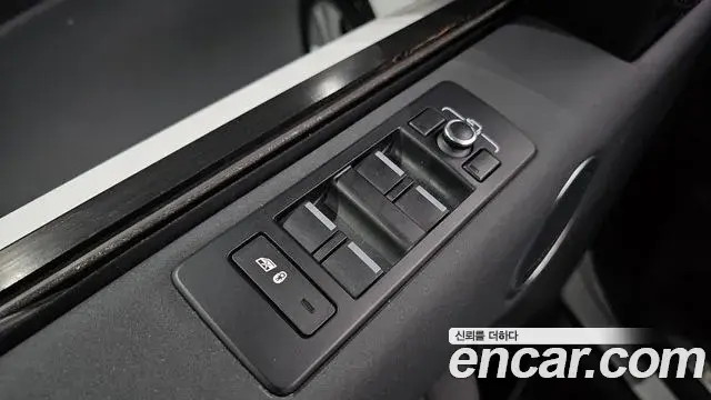 Land Rover Discovery 5 2019 — Şəkil 2/20