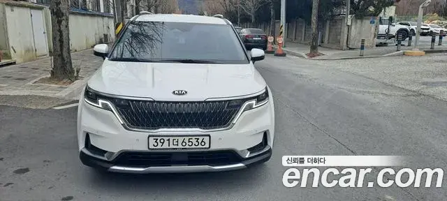 Kia Carnival 2021 — Photo 1/20