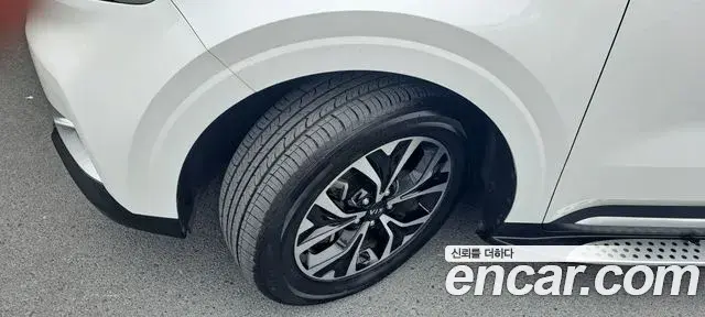 Kia Carnival 2021 — Photo 6/20