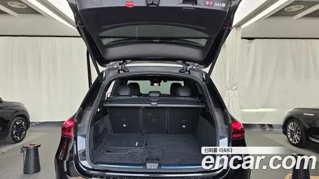 Mercedes-Benz GLE-Class 2025 — Photo 1/34